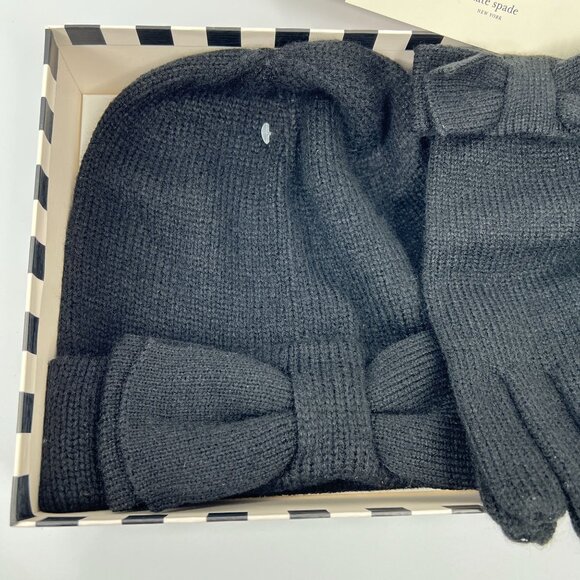 NWT Kate Spade Boxed Gift Set Bow Winter Stocking Hat Device Friendly Gloves Blk - Picture 2 of 10